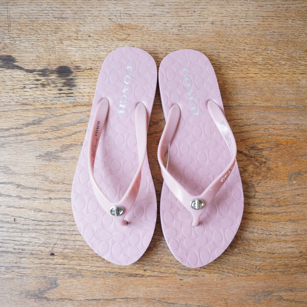 Coach Women's Size 7 Pink Signature Logo Turnlock Flip Flop Sandals Casual